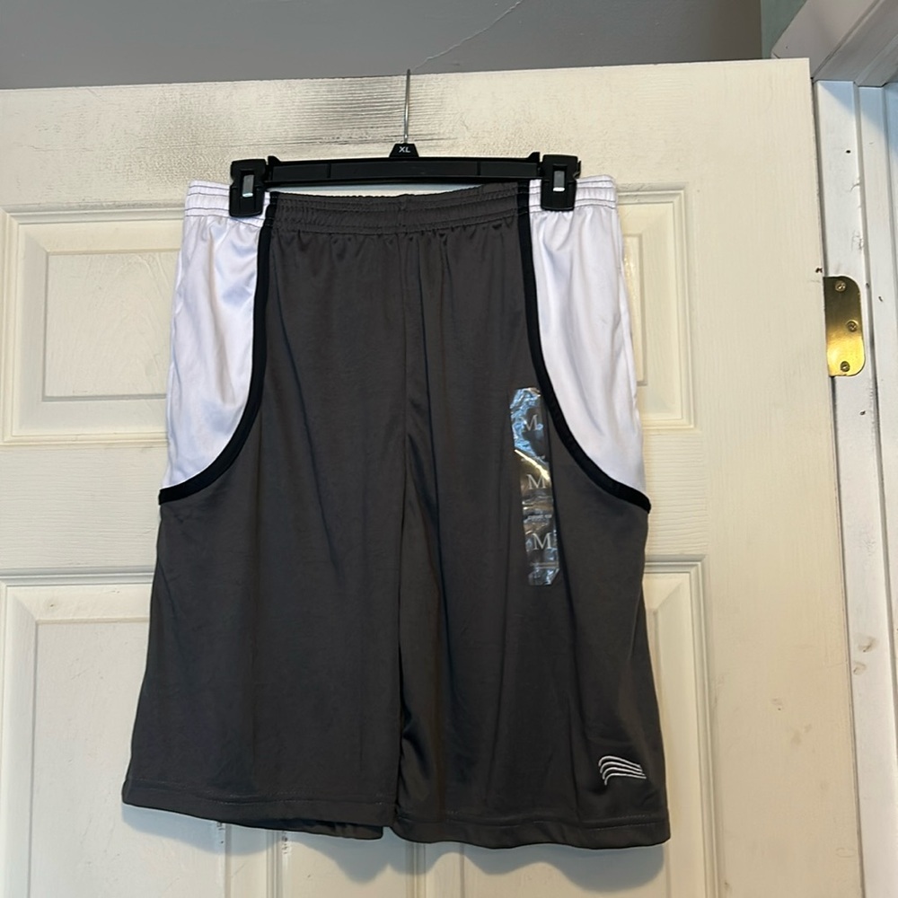 Cougar Sport Shorts Size Medium Gray
